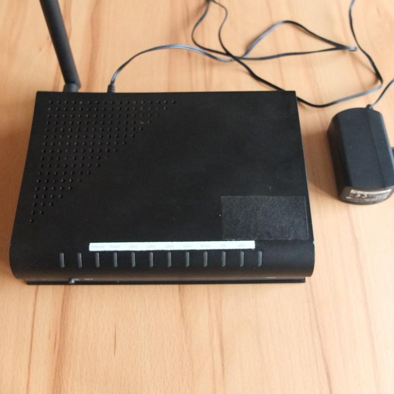 uprava-wifi-comtrend-vr3026e-konektor-dps